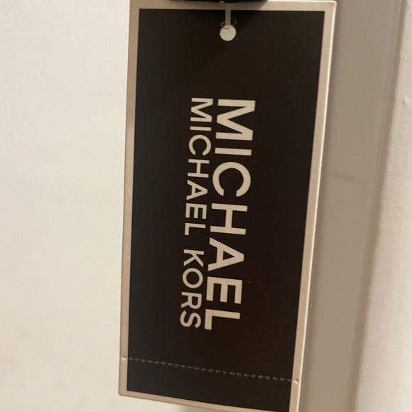 Michael Kors polka dot button down shirt - Picture 2 of 5